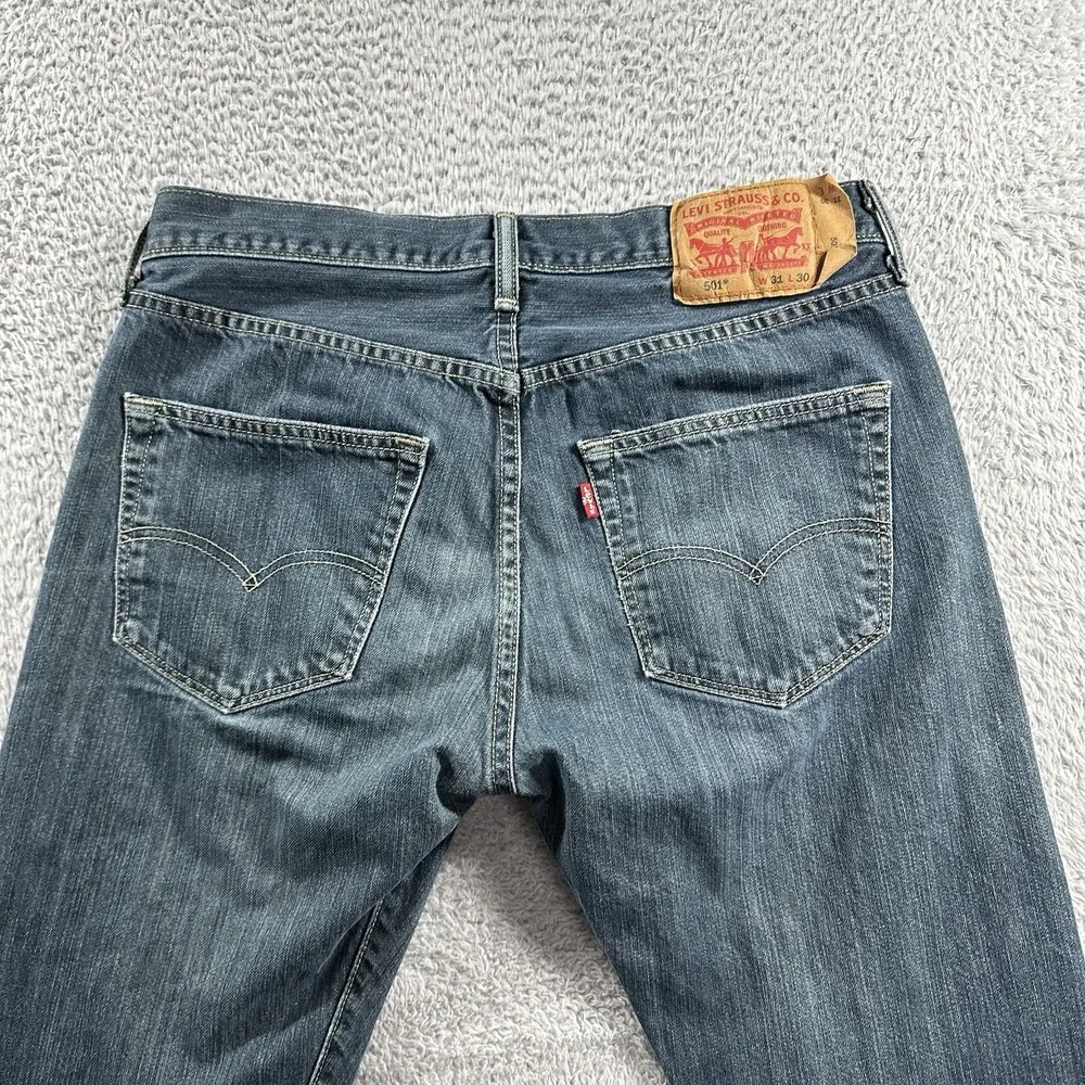 Levi Jeans Mens 31x30‎ (Actual 28x25.6) 501 Original Natural Distress Faded